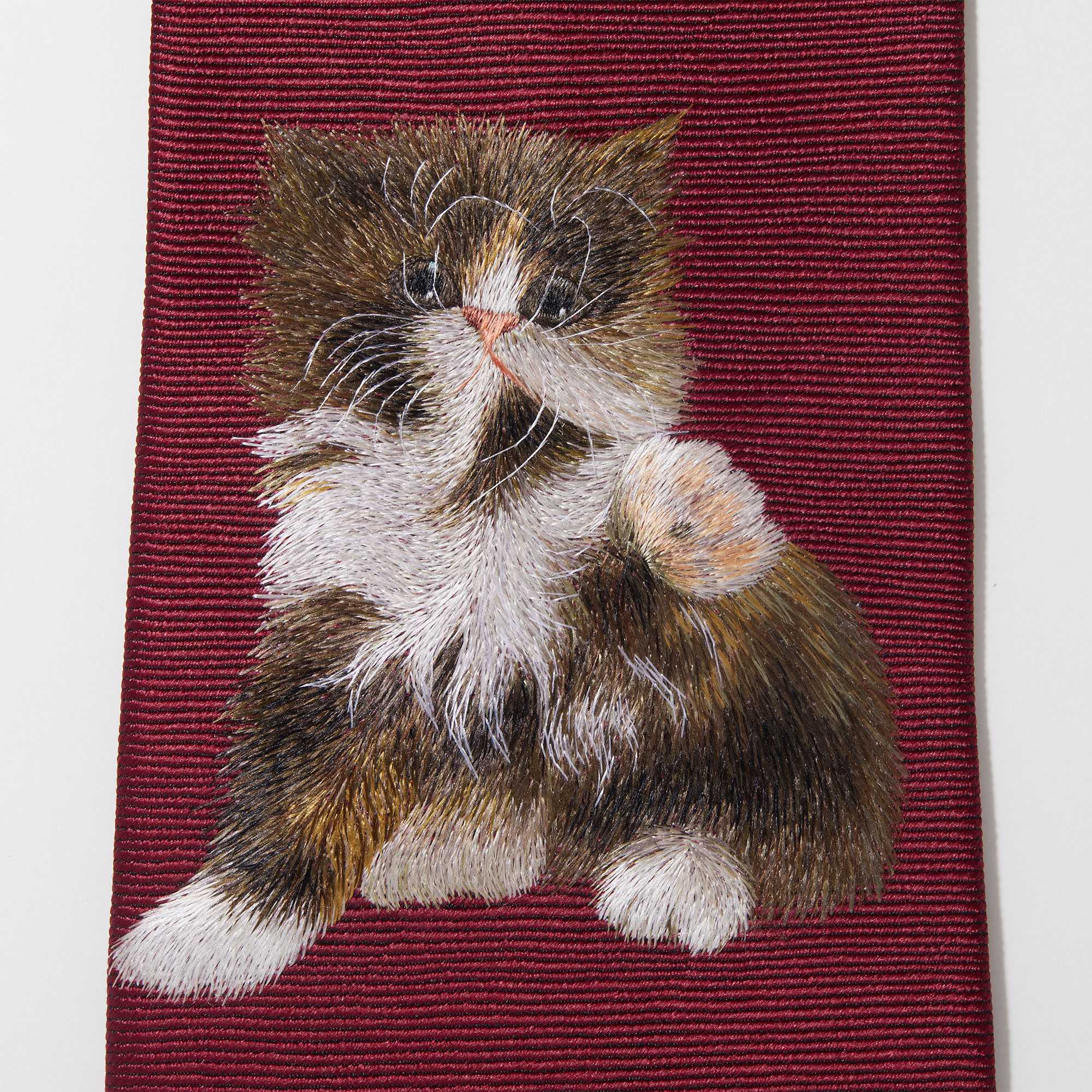 手刺繍/ペルシャネコ(レッド): ネクタイ | 銀座田屋
