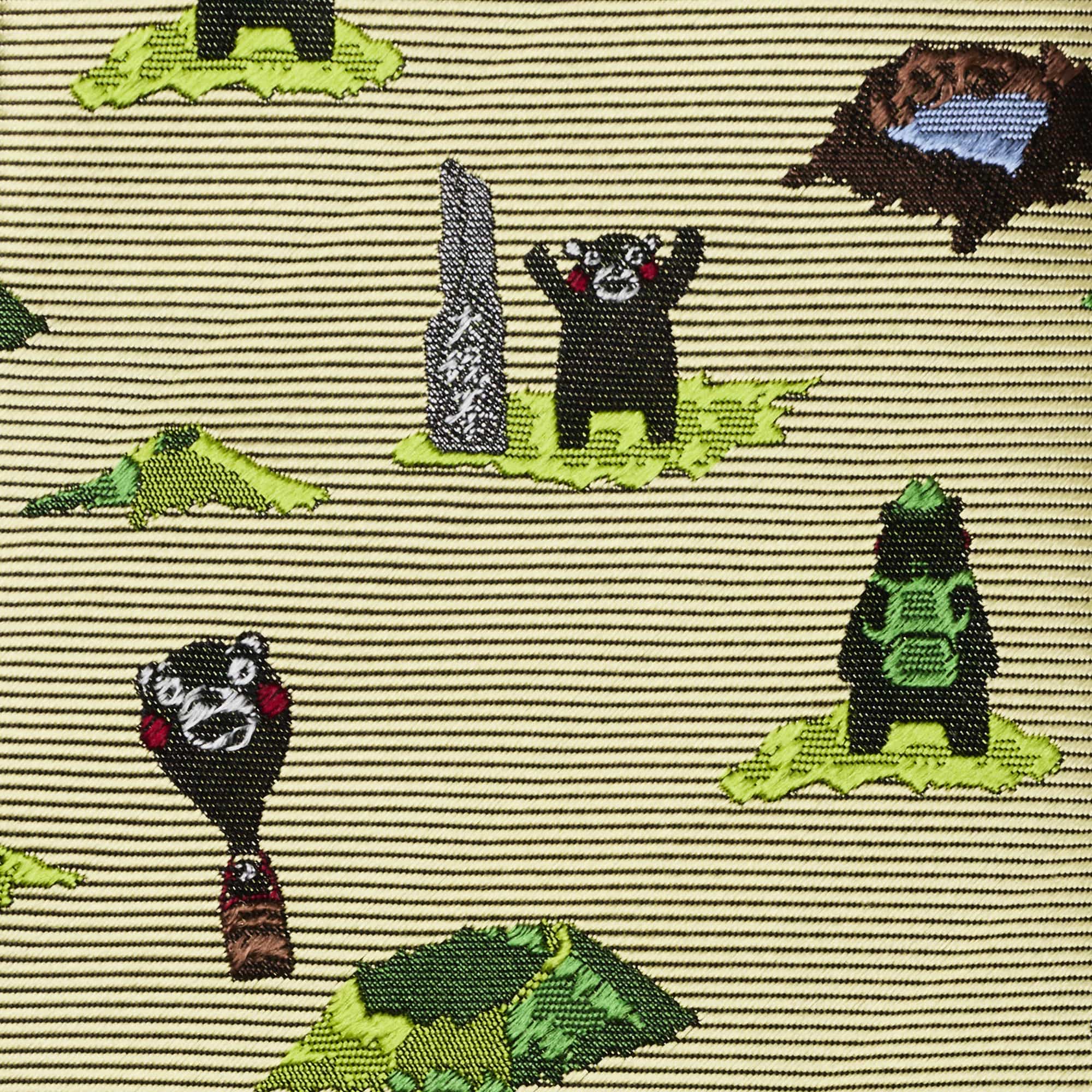 くまモンと阿蘇山