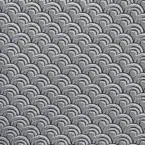 シルバーグレー