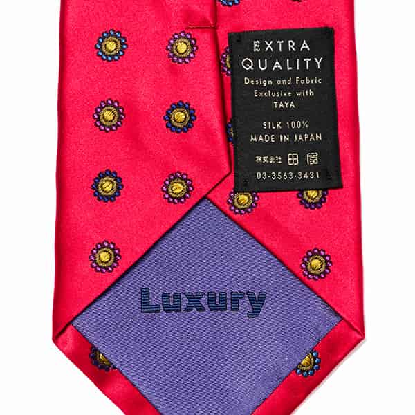 福袋に入るネクタイのイメージ1