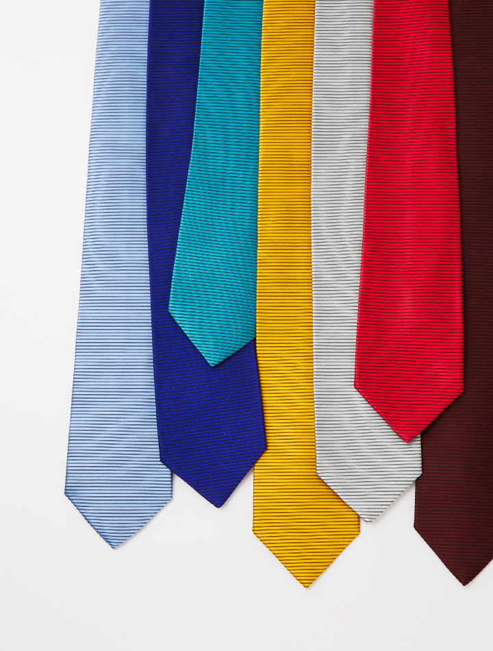 ソロ（究極のシンプル無地ネクタイ）